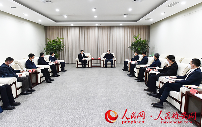 12月9日，雄安新區召開新任掛職干部座談會。劉向陽攝